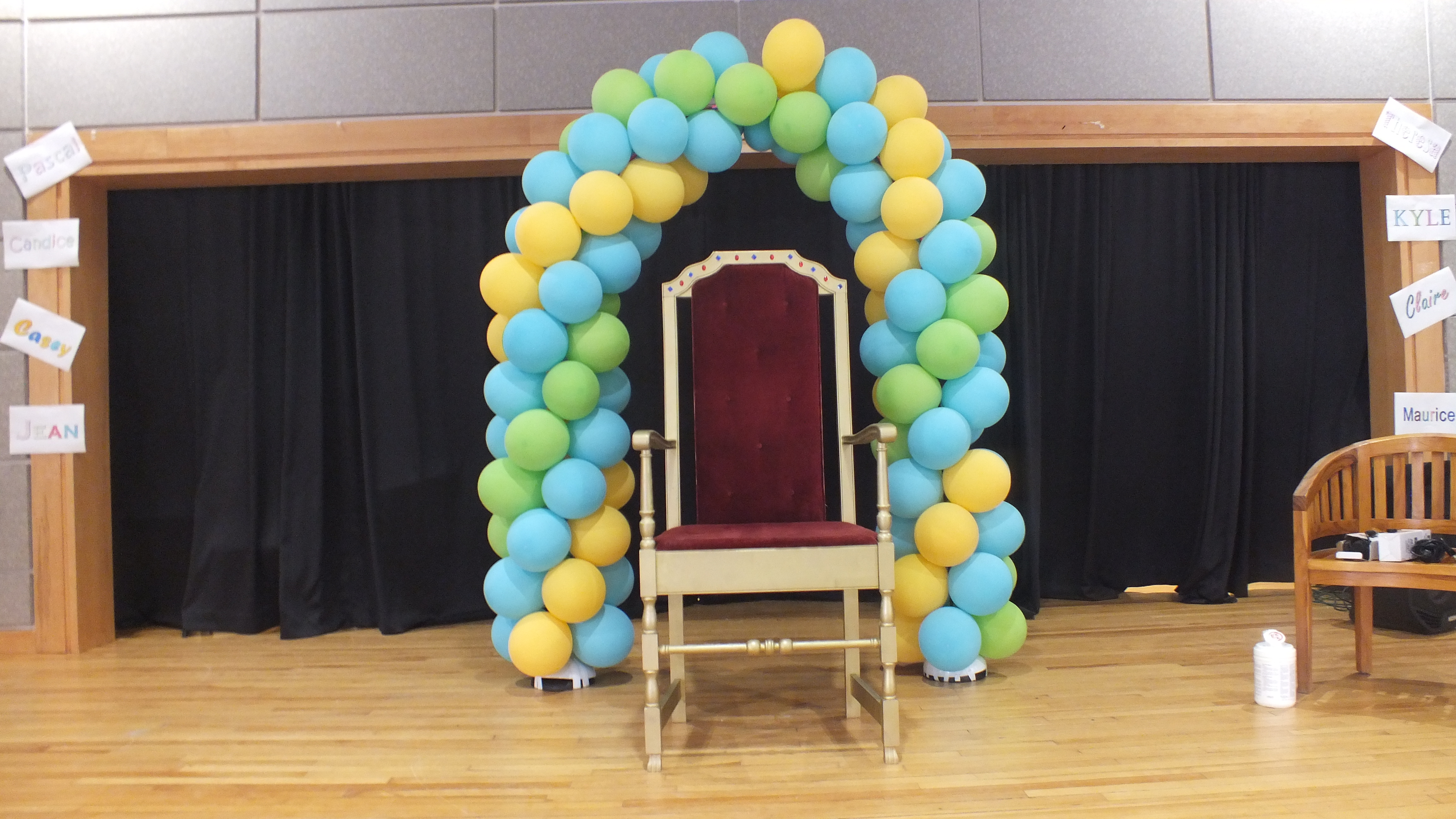Throne for the Graduates